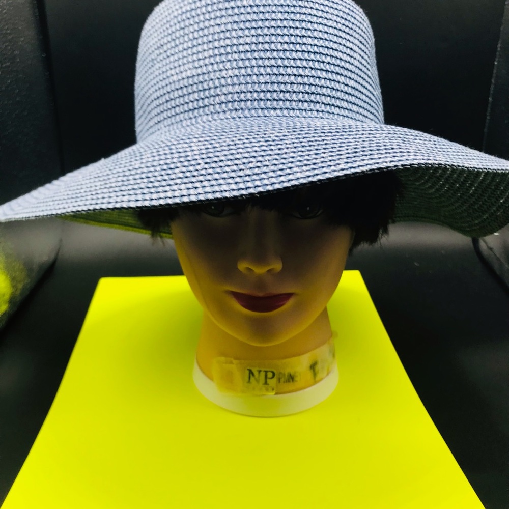 DAVID and YOUNG BLUE SUNHAT NWOT